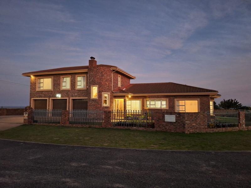 5 Bedroom Property for Sale in Tergniet Western Cape